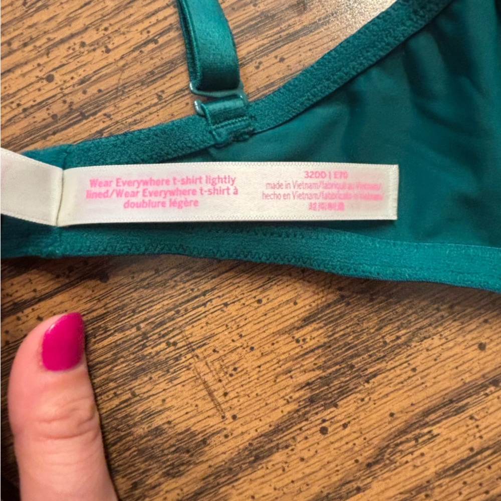 PINK wear everywhere lightly lined tshirt bra 32DD - Picture 4 of 6